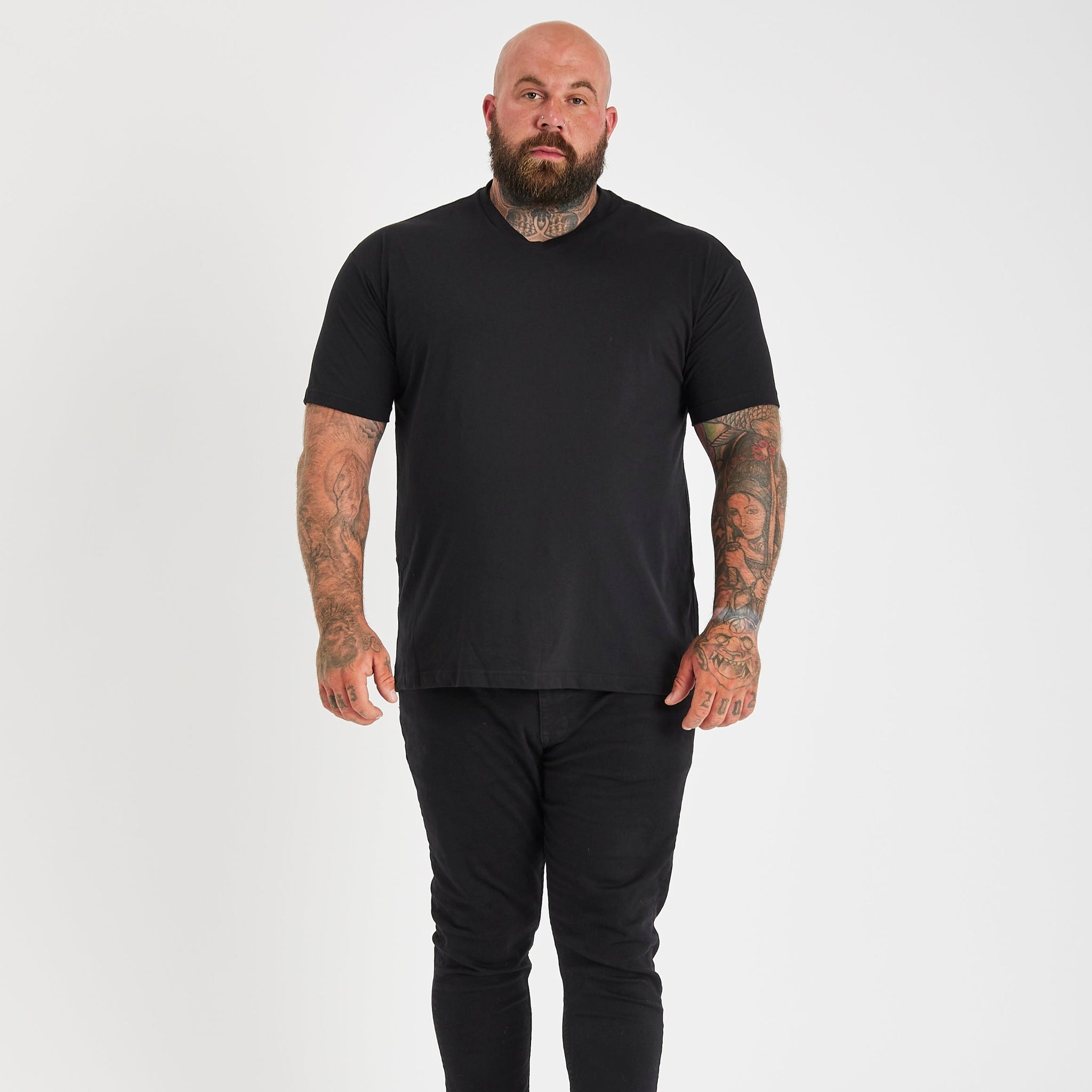 Load image into Gallery viewer, Black V-Neck
