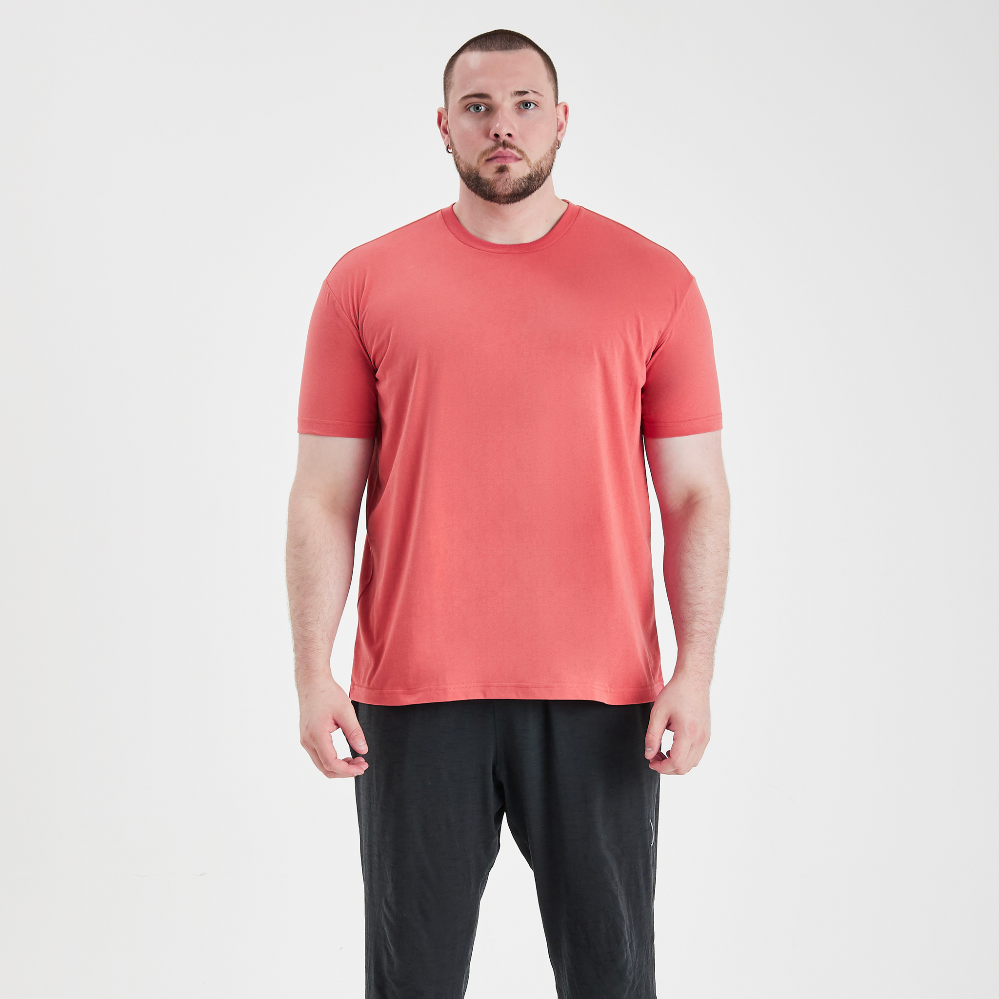 Load image into Gallery viewer, Mineral Red Crew Neck