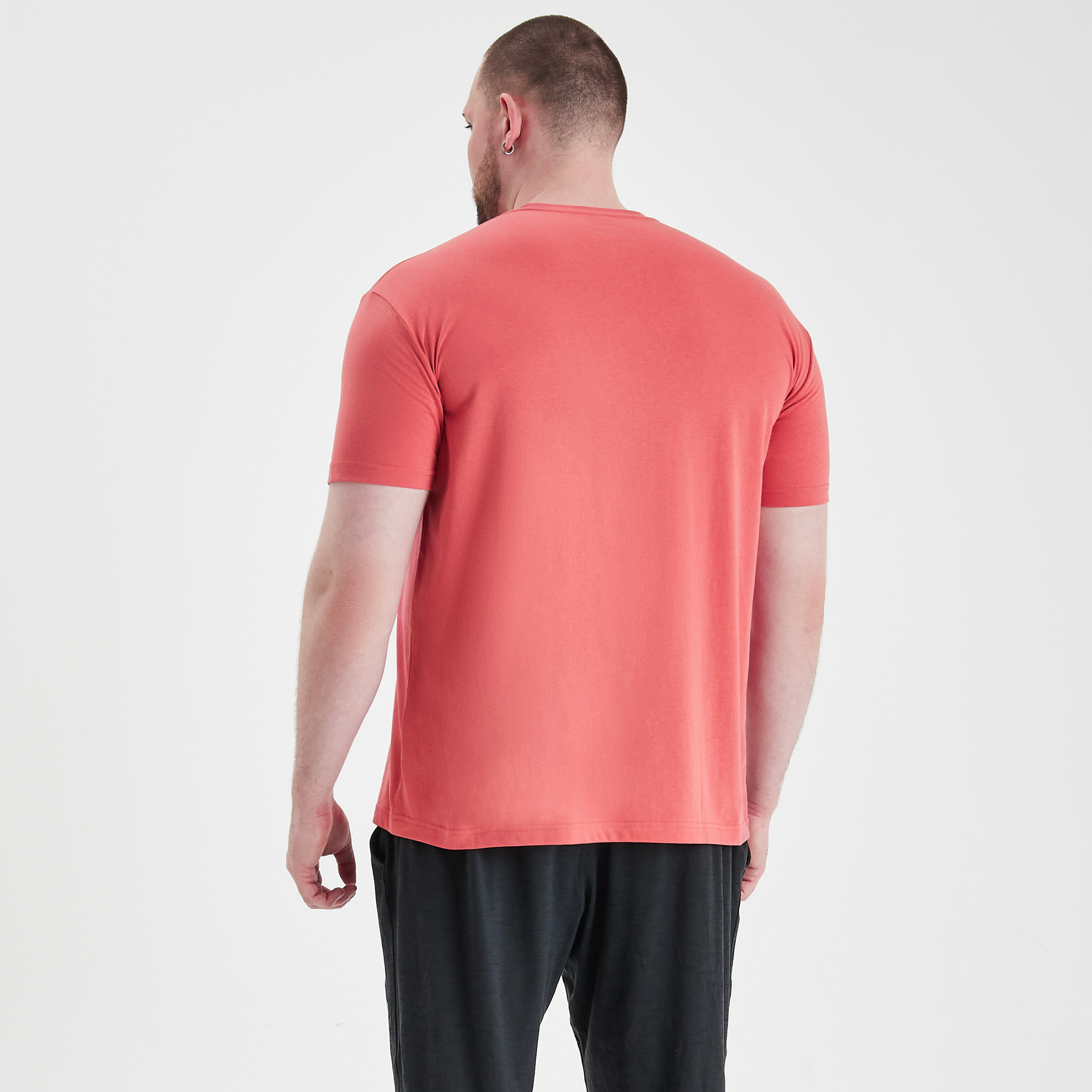 Load image into Gallery viewer, Mineral Red Crew Neck