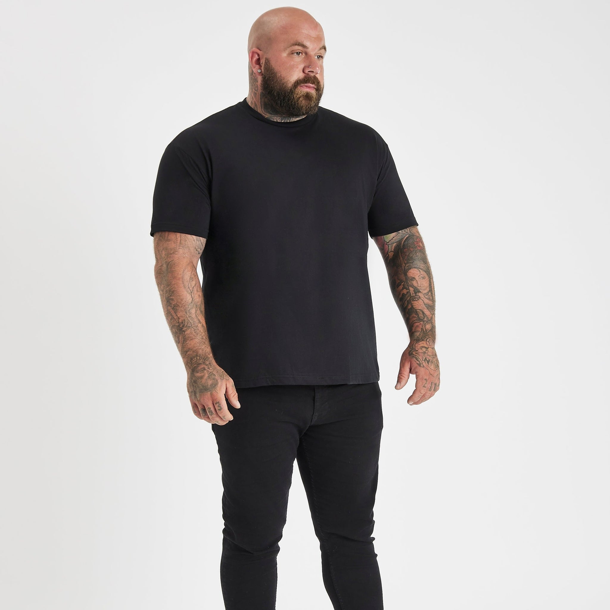 Load image into Gallery viewer, Black Crew Neck