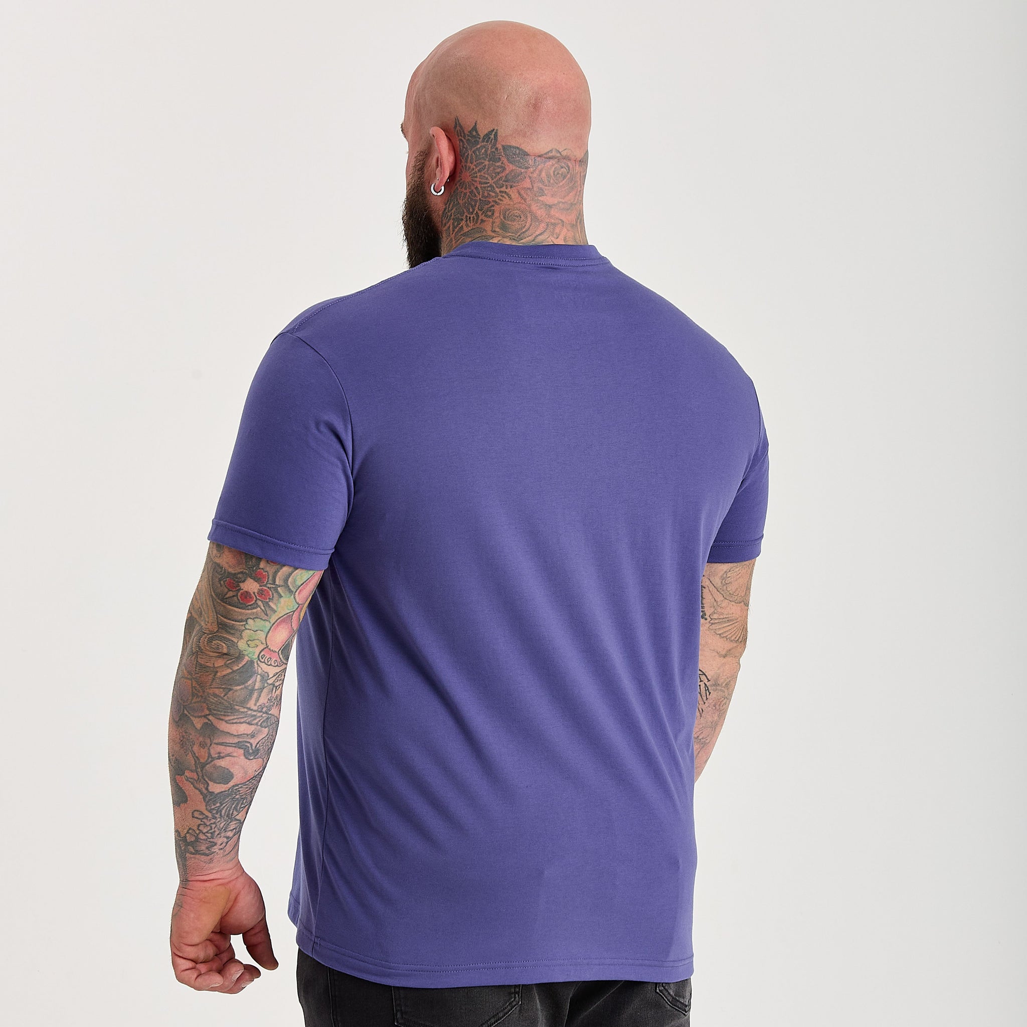 Load image into Gallery viewer, Skipper Blue V-Neck
