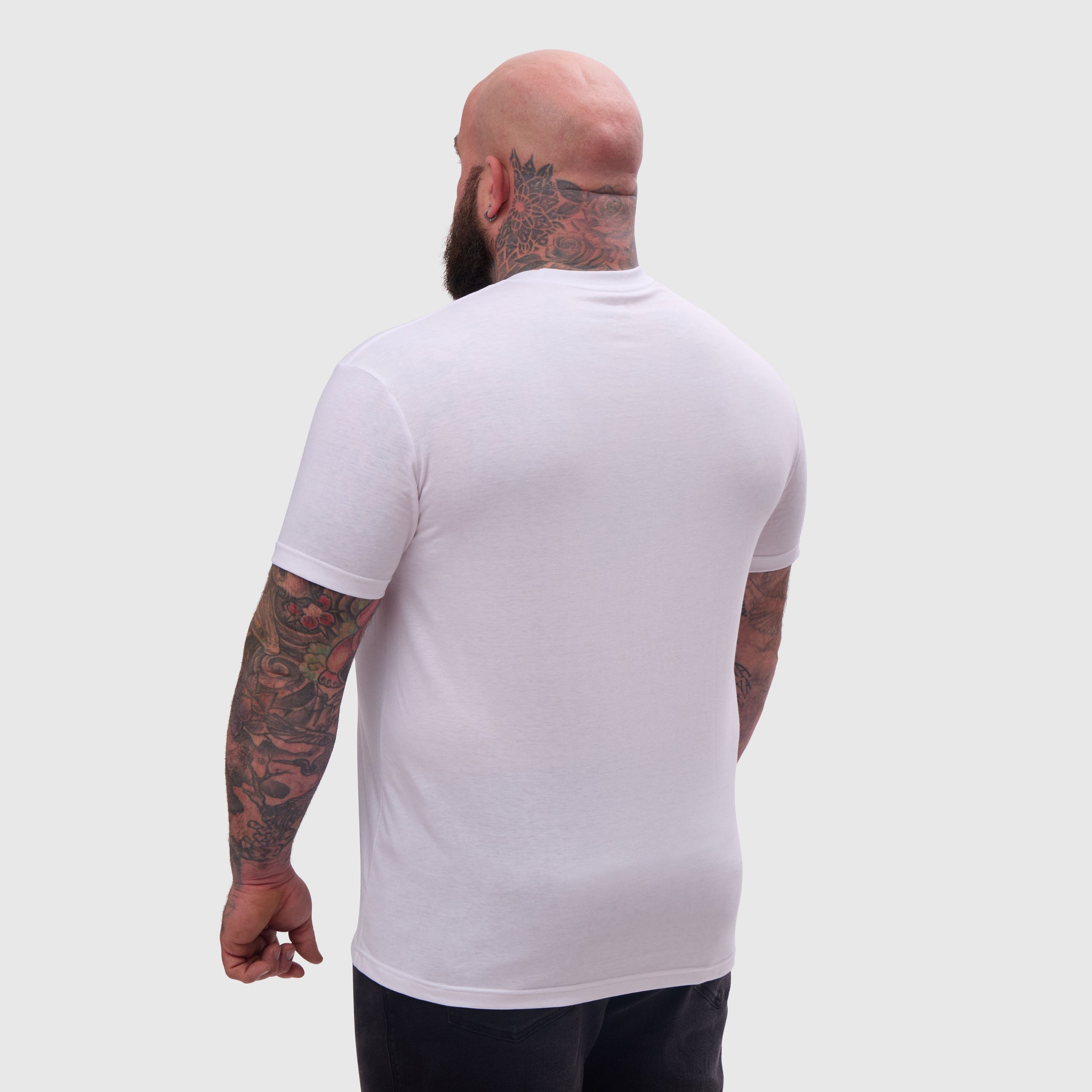 Load image into Gallery viewer, White Pocket Crew Neck
